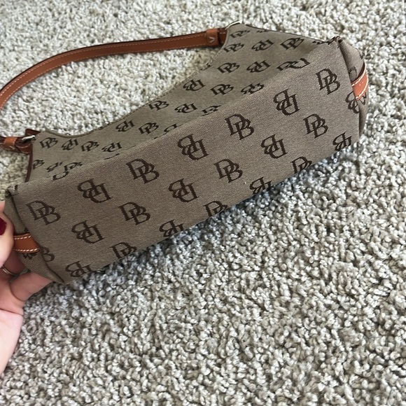 Dooney & Bourke Brown Monogram Shoulder Bag - Picture 5 of 7
